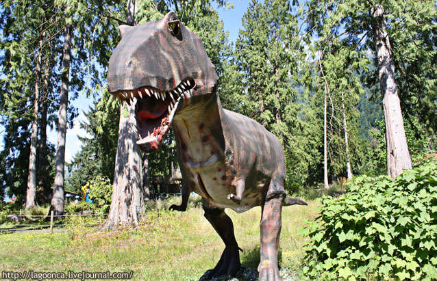 В гостях у динозавров. Dinotown, BC 